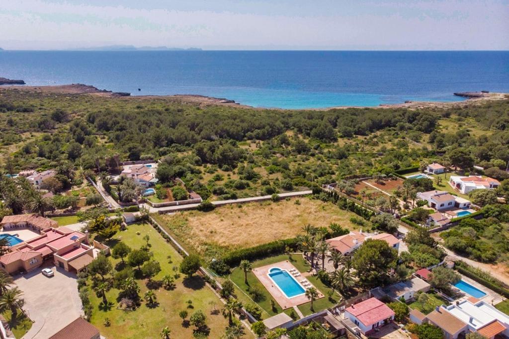 Casa Carlos - Villa En Son Cabrises Cala Blanca  Buitenkant foto